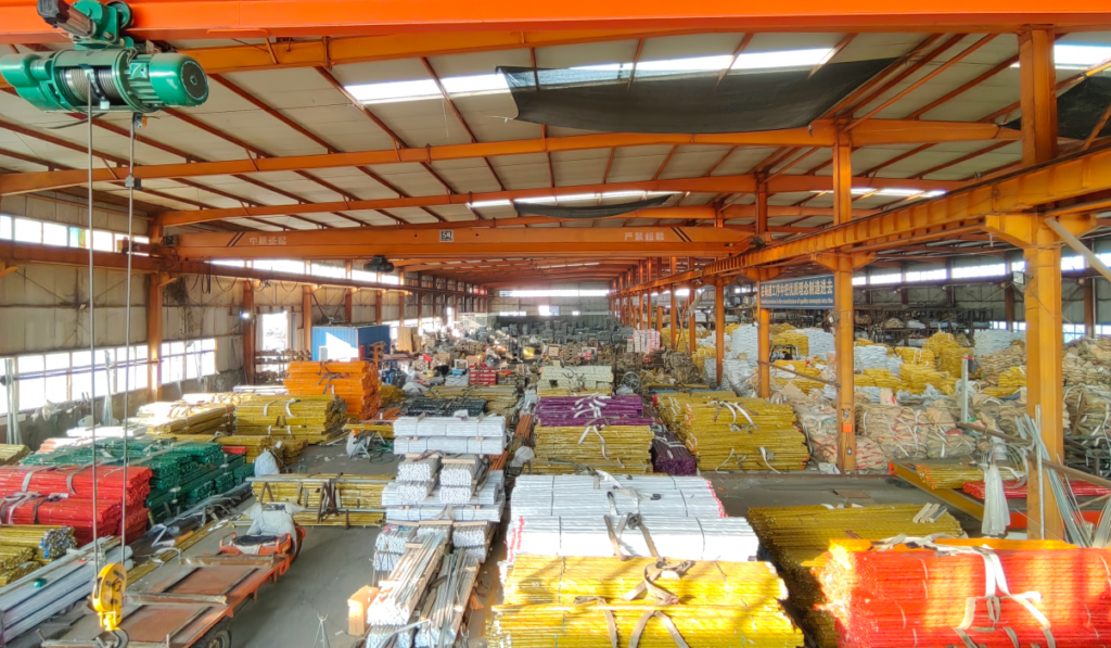 SHENHUI fastener warehouse with standard-size threaded rods and industrial fasteners ready for bulk supply